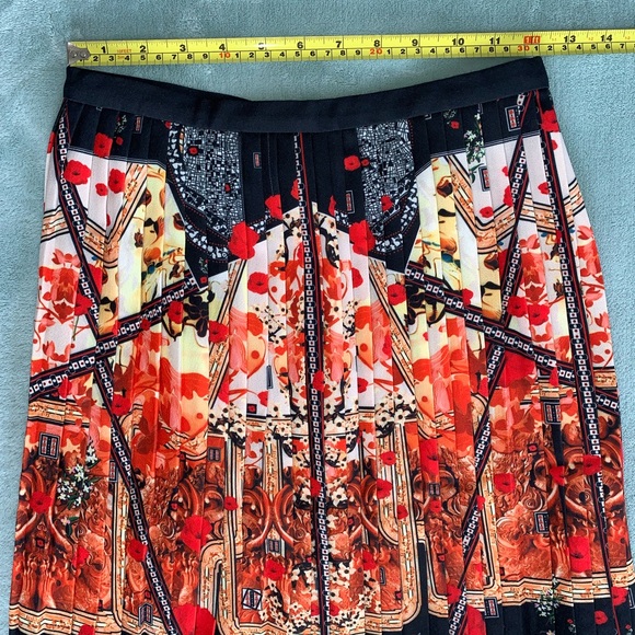 Silvian Heach Pleated Skirt - Picture 3 of 10